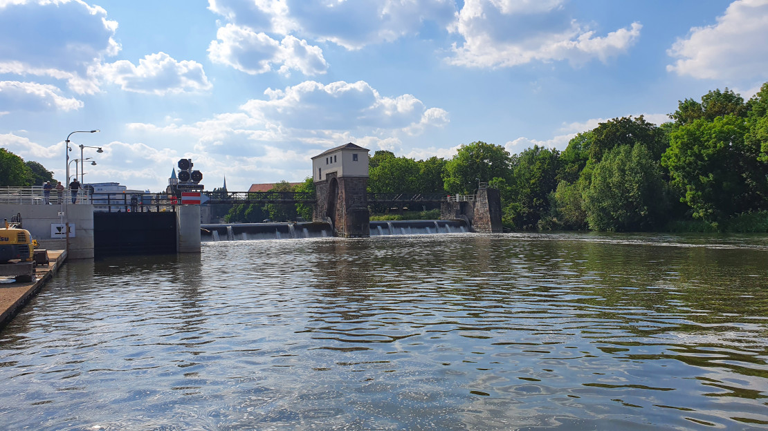 00_Anlegen_Blick auf Schleuse.jpg