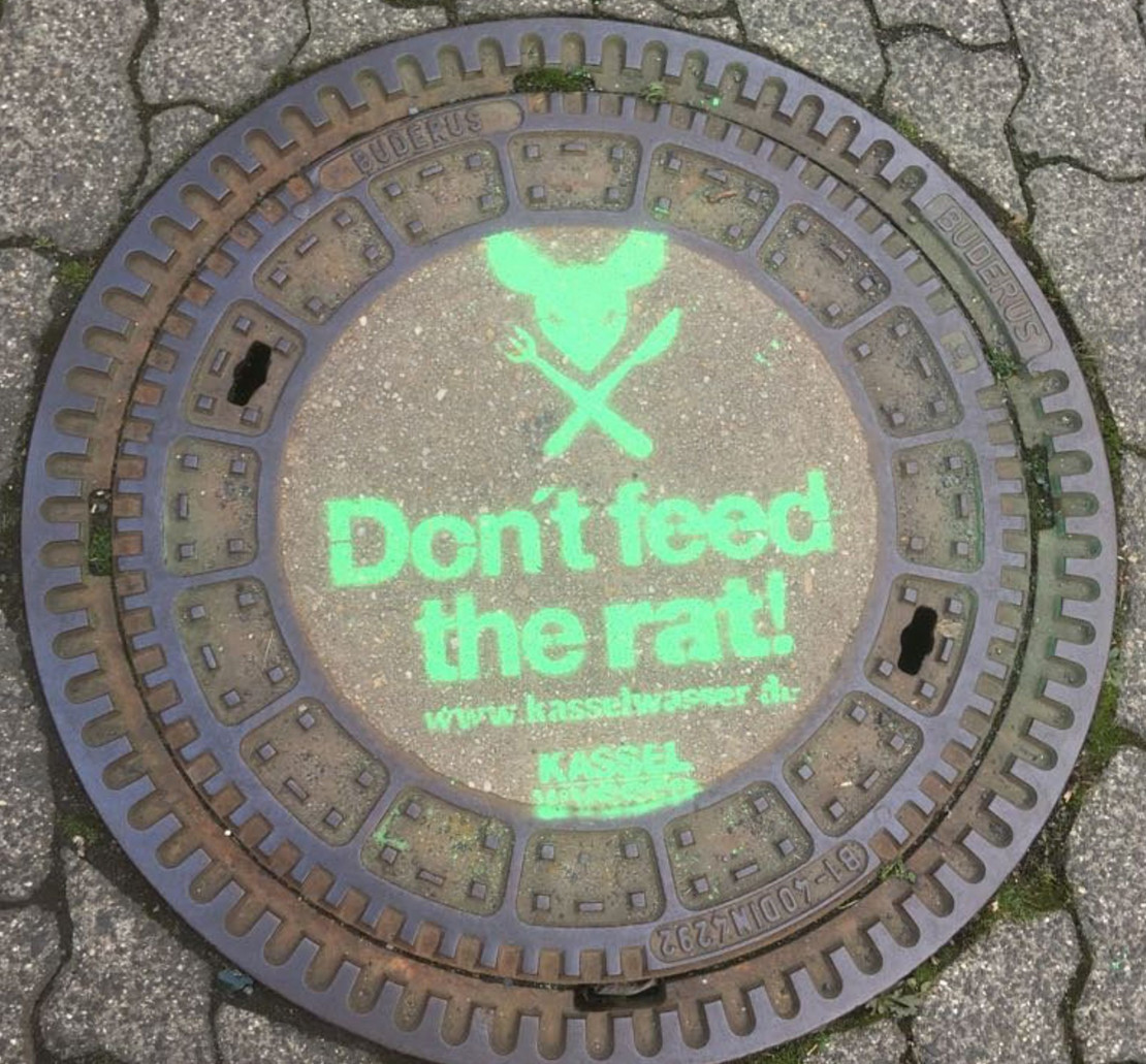 Dont Feed The Rat_Guerillawerbung_Kanaldeckel_01
